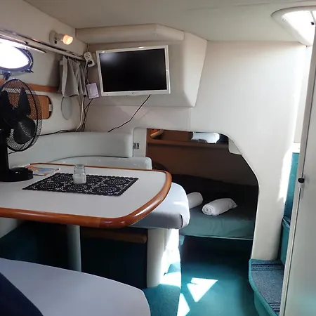 Hotel Boat Vedette Arlequin Gruissan
