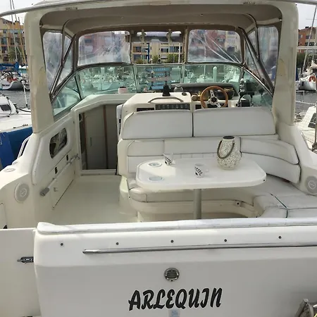 Boat Vedette Arlequin Hotel Gruissan