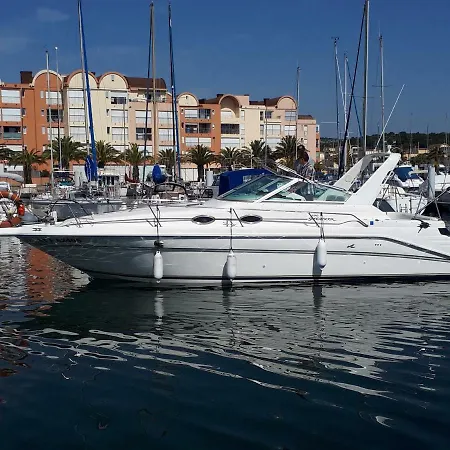 Yacht Vedette Arlequin * Груиссан